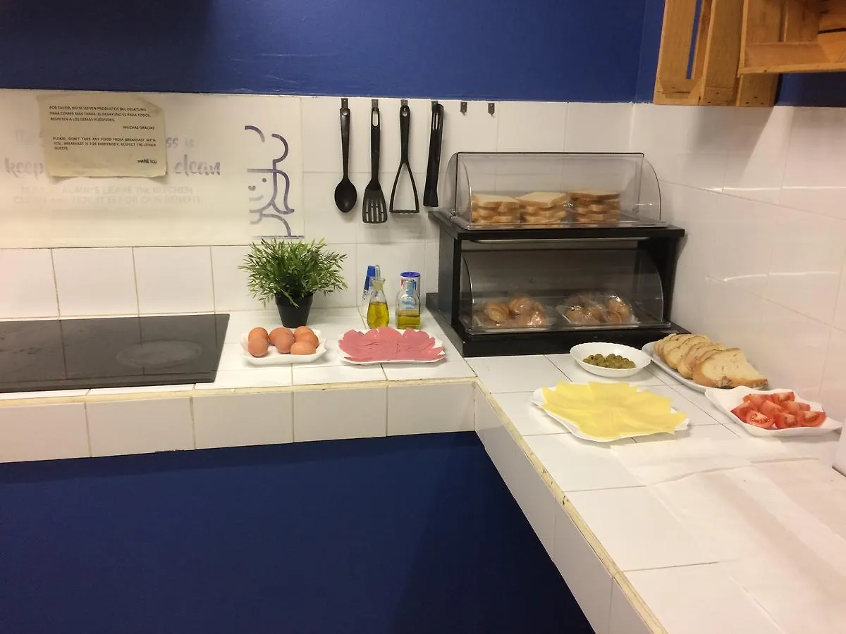 Gracia City Hostel Βαρκελώνη 0*,  Ισπανία